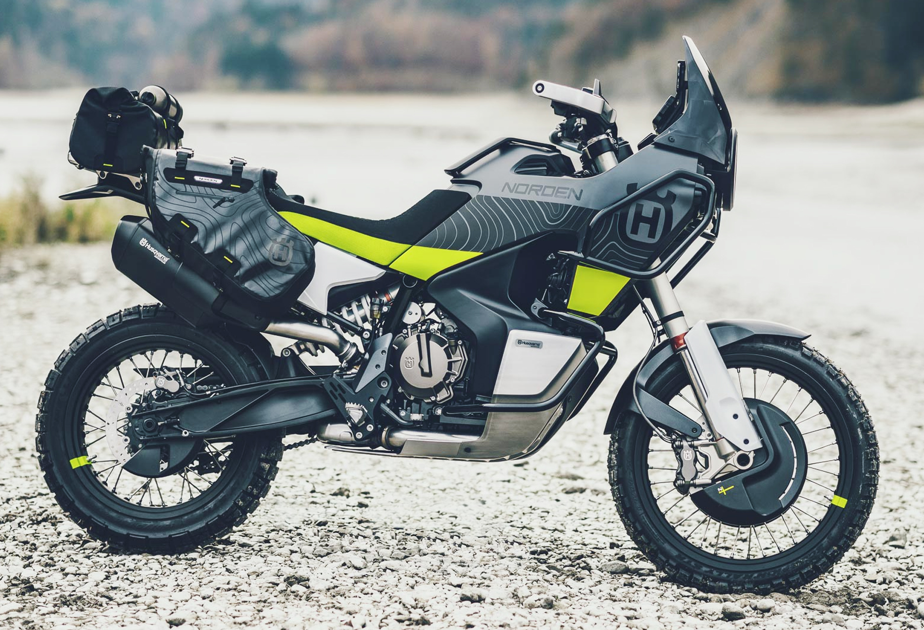 Husqvarna Norden 901 - ultimatemotorcycling.com