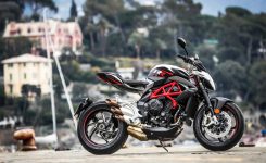 2018_MV_Agusta_Brutale_800_RR-3