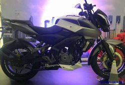 Bulan Depan Bajaj Bakal Rilis Pulsar 200 NS dengan Tampilan Baru