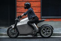 Davinci DC100 Dirilis, Motor Futuristik dengan Fitur Serupa Robot