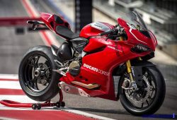 Pamer Teaser, Ducati Bakal Rilis Panigale R Edisi Terbaru?