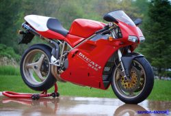Ducati 916, Mahakarya Superbike Asli Italia