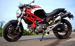 Ducati-Monster-795-Corse