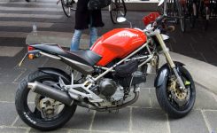 Ducati-Monster-900 Ducati-Monster-900