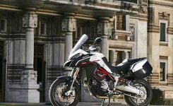 Ducati-Multistrada-950S-Dibalut-Livery-GP-White Ducati-Multistrada-950S-Dibalut-Livery-GP-White