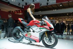 Ducati Siapkan Panigale V4 dengan Bodi Serat Karbon?