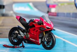 Ducati Panigale V4 R Edisi 2023 Meluncur, Lebih Bertenaga dan Stabil