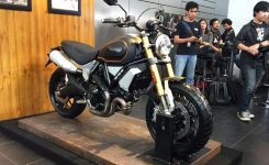 Ducati_Scrambler_1100_Sport