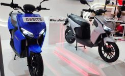 Gesits Raya Resmi Mengaspal Gesits Raya Resmi Mengaspal