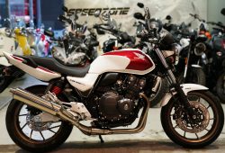 Banyak Peminat, Honda CB400SF Generasi Teranyar Siap Mengaspal 2021