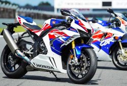 Honda Rilis CBR1000RR-R Edisi Spesial Replika Motor John McGuiness