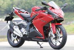 Tak Ingin Kalah dari Para Rivalnya, Honda Bakal Sematkan Fitur Baru untuk CBR250RR