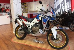 Honda Kenalkan Motor Petualang CRF1000L Africa Twin Adventure Sports yang Makin Keren