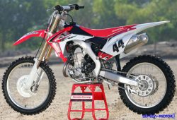 Honda CRF450R, Hadirkan yang Terbaik di Segmen Motocross