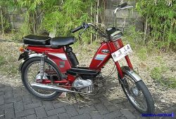 Honda Hela,  Motor Bebek Lawas Dilengkapi Pedal