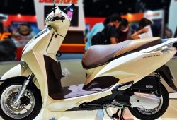 Honda New Lead 125, Motor Matic Anyar dengan Bagasi Super Lega