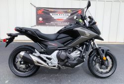 Honda NC750X Terbaru Kini Terlihat Segar & Lebih Ringan