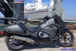 Motor Futuristik Honda NM4 Vultus 2018 Meluncur Perdana di Amerika