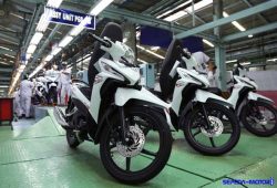 Genjot Penjualan, Honda Hadirkan New Revo X dengan Desain Anyar