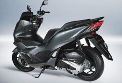 AHM Bakal Rilis Motor Baru 12 Januari 2021, Honda PCX 160 atau CBR150R?