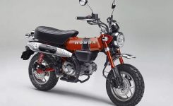 Honda-ST125-Dax