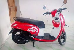 Sambut HUT RI, Honda Scoopy Berbaju Merah Putih