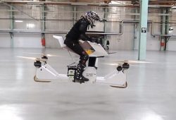 Motor Ini Bisa Terbang Layaknya Helikopter! Harganya Bikin Gigit Jari