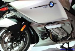 Fitur IEC, Senjata Baru BMW Motorrad untuk Pastikan Keamanan Pengendara Motor