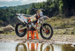 Motor Edisi Khusus KTM 300 EXC 6 Days TPi Erzberg Rodeo Segera Meluncur di Indonesia