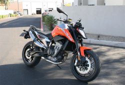 Siap-Siap, Besok KTM Bakal Luncurkan Moge Duke 790 & 790 Adventure!