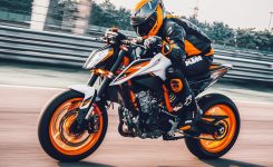 KTM 890 Duke R