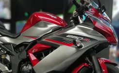 Kawasaki-Ninja-250-SL-2018