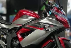 Tampil dengan Warna Baru yang Lebih Keren, Harga Kawasaki Ninja 250 SL Naik?