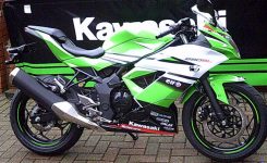 Kawasaki-Ninja-250SL