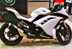 Kawasaki Ninja 300 Makin Segar & Menawan dengan 3 Kelir Terbaru