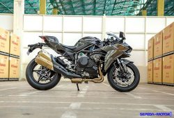 Indonesia Kebagian Jatah Kawasaki Ninja H2 Carbon?