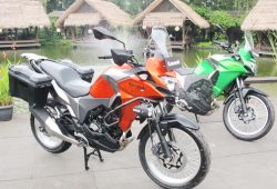 Kawasaki Versys X 250 Model 2019 Usung 2 Warna Baru yang Keren
