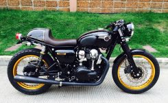 Kawasaki-W800-Cafe-Racer