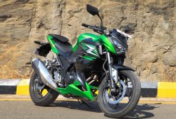 Libas Jalanan Perkotaan, Ini Keunggulan Naked Bike Kawasaki Z250