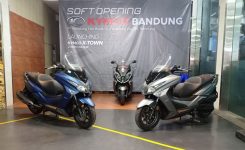Kymco-X-Town-250i-Dua-Warna-Baru