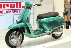 Lambretta Bakal Boyong Skuter Bermesin Besar G-325 ke Indonesia?