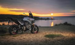 Motor Listrik Energica Experia