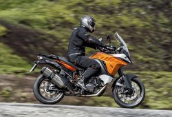 Beredar Rendering Penampakan Motor Terbaru KTM ADV 390, Pesaing Berat Versys