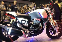 Usai Skuter, Peugeot Siap Produksi Motor Naked P2X