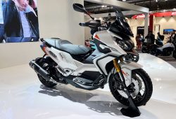 Saingi ADV 350, Peugeot Pamerkan Skutik Adventure Baru XP400
