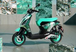 Skuter Listrik Piaggio 1 Fen Chen Wang Meluncur, Mulai Dijual April 2022