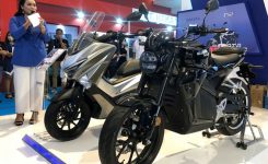 Rakata Rilis Motor Listrik NX8 & NX3 di PEVS 2022 Rakata Rilis Motor Listrik NX8 & NX3 di PEVS 2022