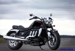 Rocket III Roadster, Cruiser Termahal Triumph di Indonesia