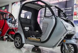 Motor Listrik Roda Tiga ‘Aglis’ Asal Solo Segera Meluncur, Harga Rp 45 Juta