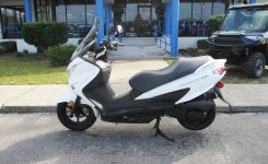 Suzuki Burgman 200 Versi 2020